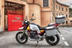 Original Aluminium Topcase Moto Guzzi V85 TT -Motorradgepäck Geschäft 2S001302 Original Aluminium Topcase Moto Guzzi V85 TT 06 1280x1280