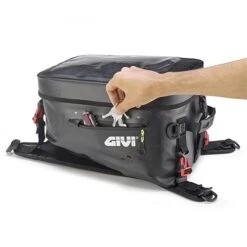 Givi GRT715 Tankrucksack -Motorradgepäck Geschäft Givi GRT715 Tankrucksack 2 1280x1280