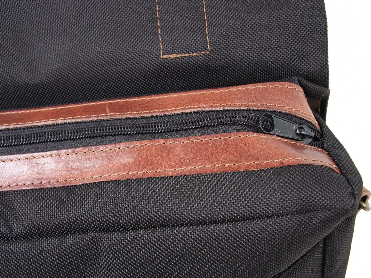 LEGACY Kuriertaschenset M/L Schwarz Für C-Bow Träger Original Hepco & Becker 8 LEGACY Kuriertaschenset M/L Schwarz Für C-Bow Träger Original Hepco & Becker – Bild 6