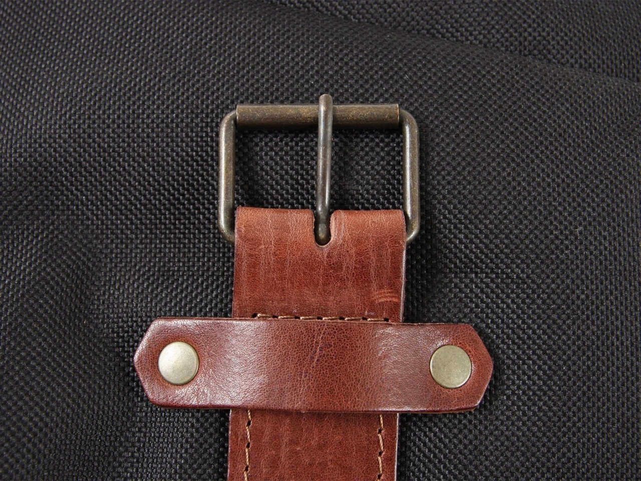 LEGACY Kuriertaschenset M/L Schwarz Für C-Bow Träger Original Hepco & Becker 9 LEGACY Kuriertaschenset M/L Schwarz Für C-Bow Träger Original Hepco & Becker – Bild 7