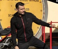 Moto Guzzi Sweat Shirt Jacke V85 TT Baumwolle Schwarz -Motorradgepäck Geschäft Moto Guzzi Sweat Shirt Jacke V85 TT schwarz Baumwolle 1280x1280