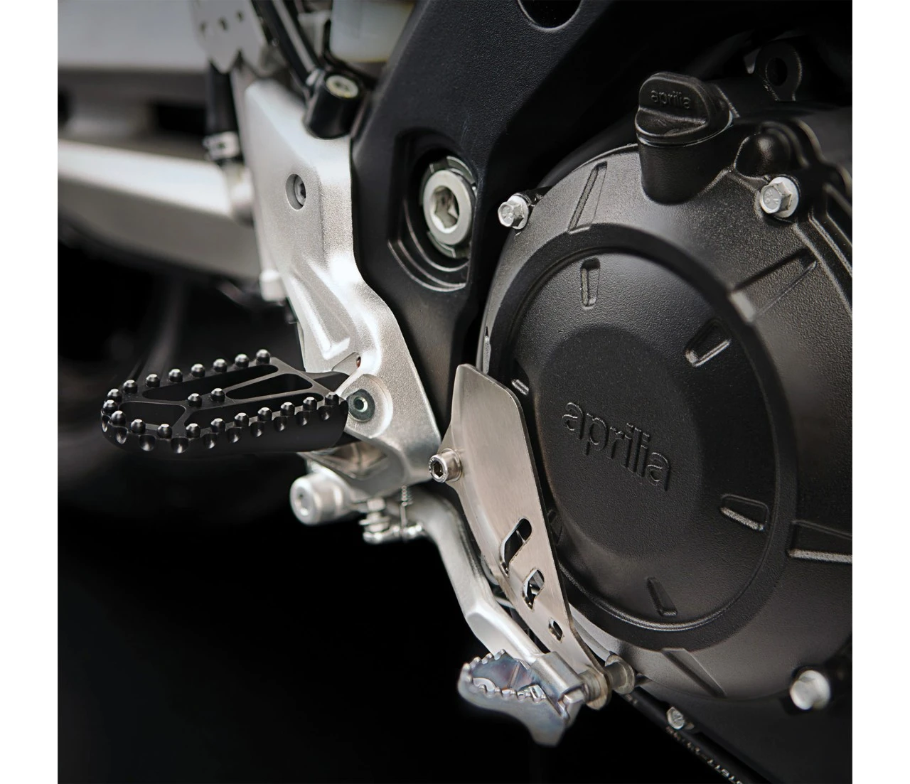 Original Aprilia Fußrastensatz, Racing / Ohne ABE - Caponord Dorsoduro 4 Original Aprilia Fußrastensatz, Racing / Ohne ABE - Caponord Dorsoduro – Bild 2