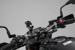 Navi-Halterung Kit T-Lock Mit Smartphone Halter Für Moto Guzzi V85 TT /Travel - SW Motech -Motorradgepäck Geschäft T Lock Navi Halterung Kit mit Smartphone Halter GPS 00 308 35300 3 1280x1280 2